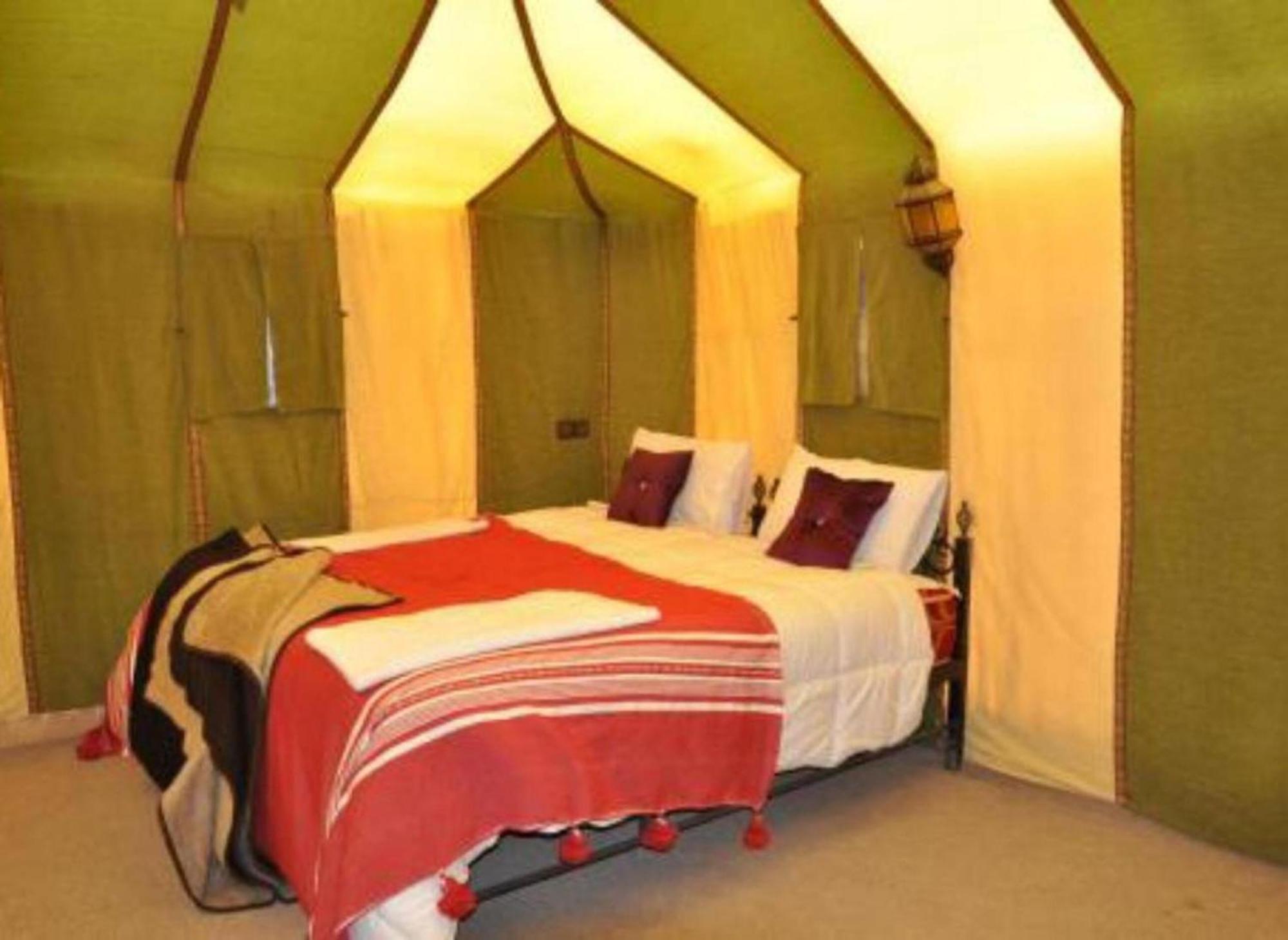 Camel Trekking Desert Camp メルズーガ エクステリア 写真