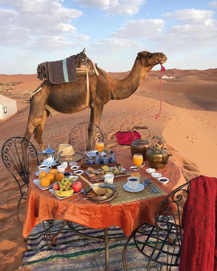 Camel Trekking Desert Camp メルズーガ エクステリア 写真